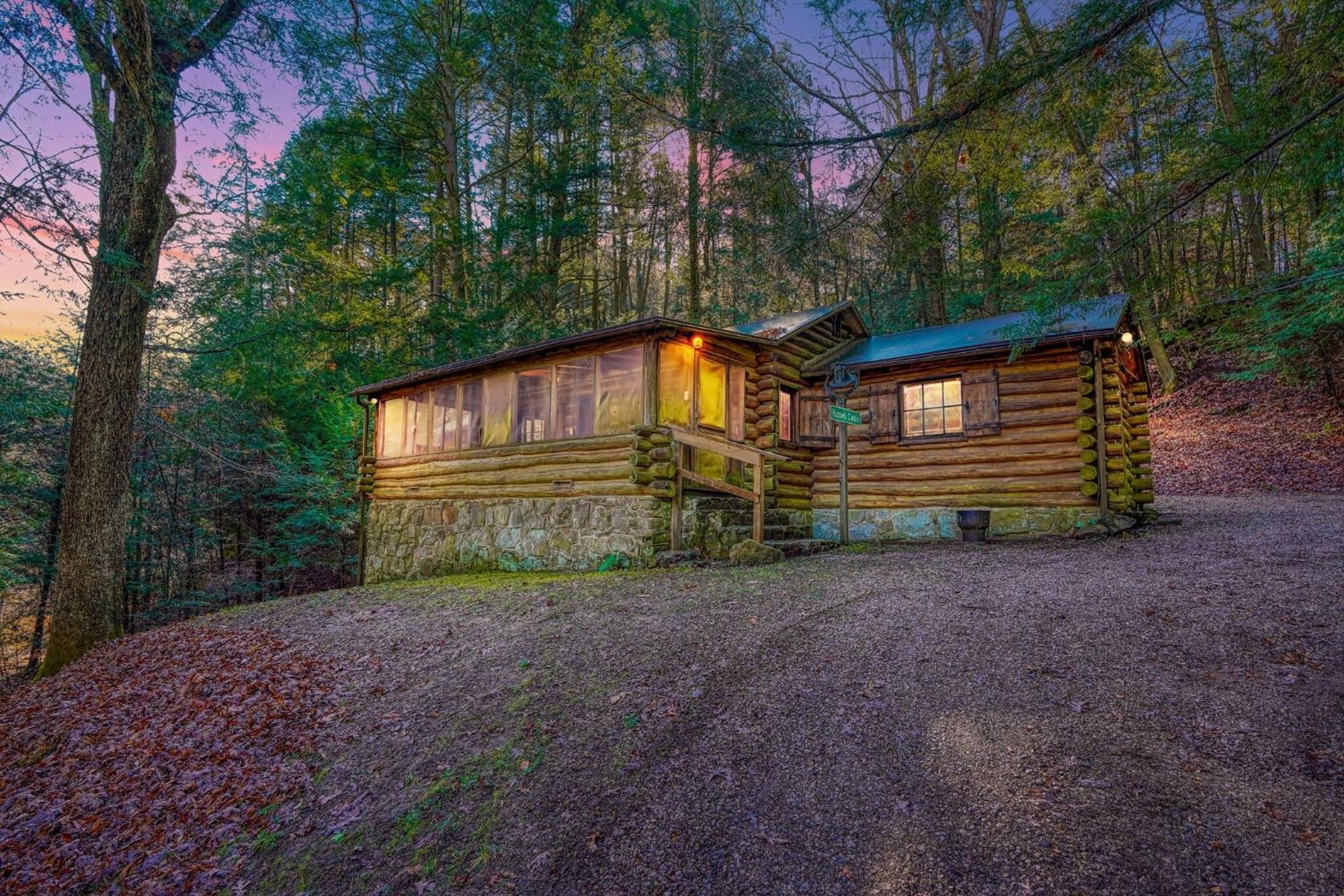 Russell Cabin Logan Dış mekan fotoğraf