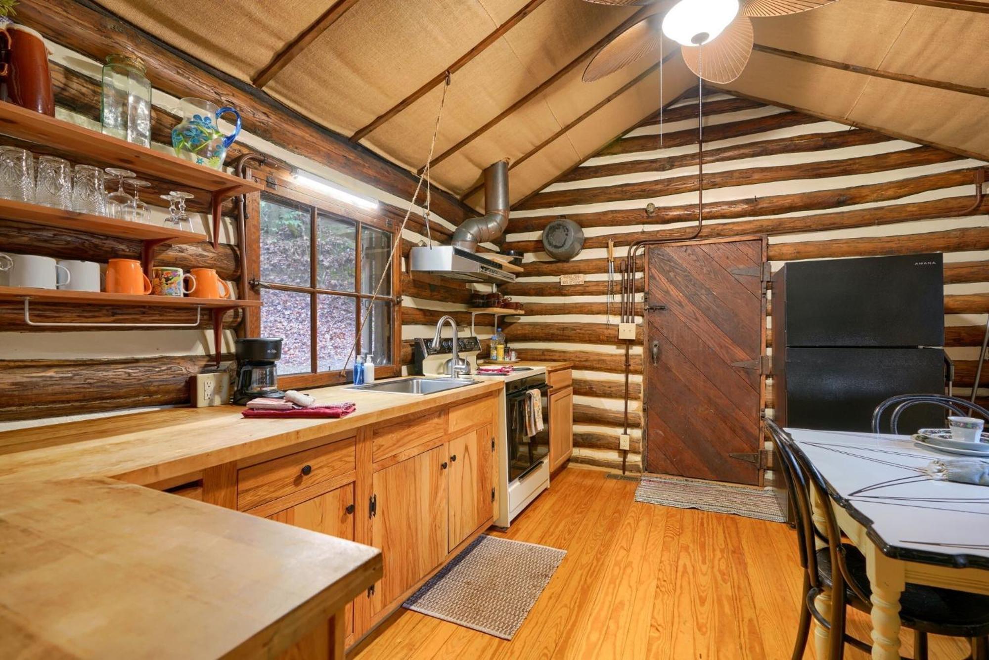 Russell Cabin Logan Dış mekan fotoğraf